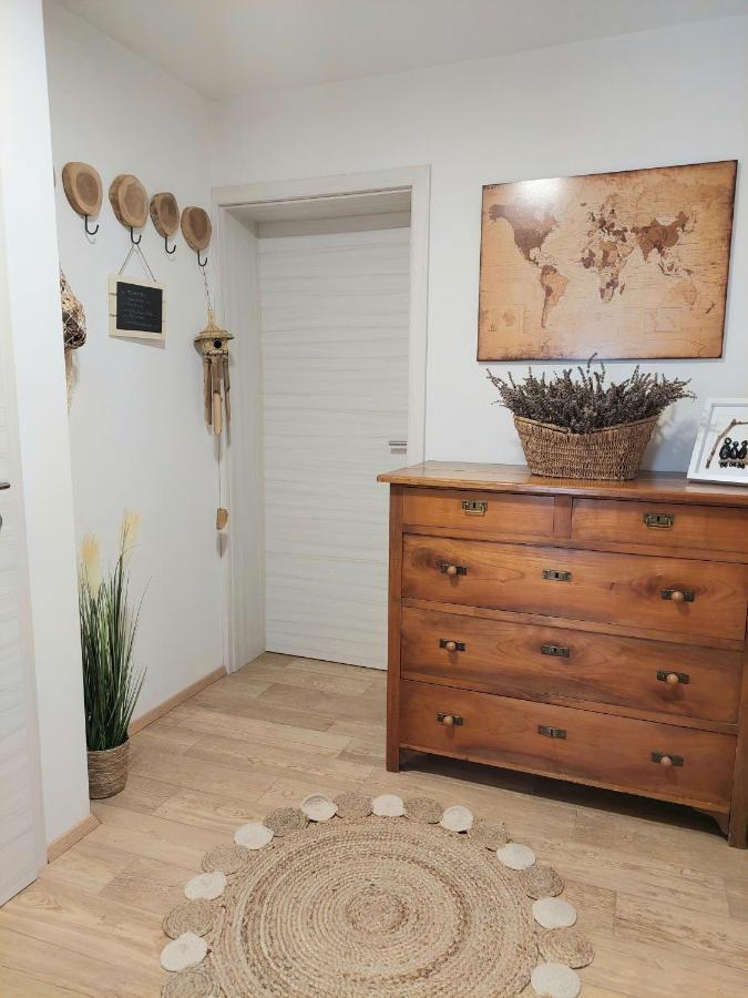 Vineyard Cottage Lan Na Hribu セミチ エクステリア 写真
